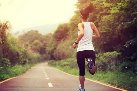 武汉得了白癜风如何不对对待谁知道 武汉少年该怎么选择白癜风的治疗方法